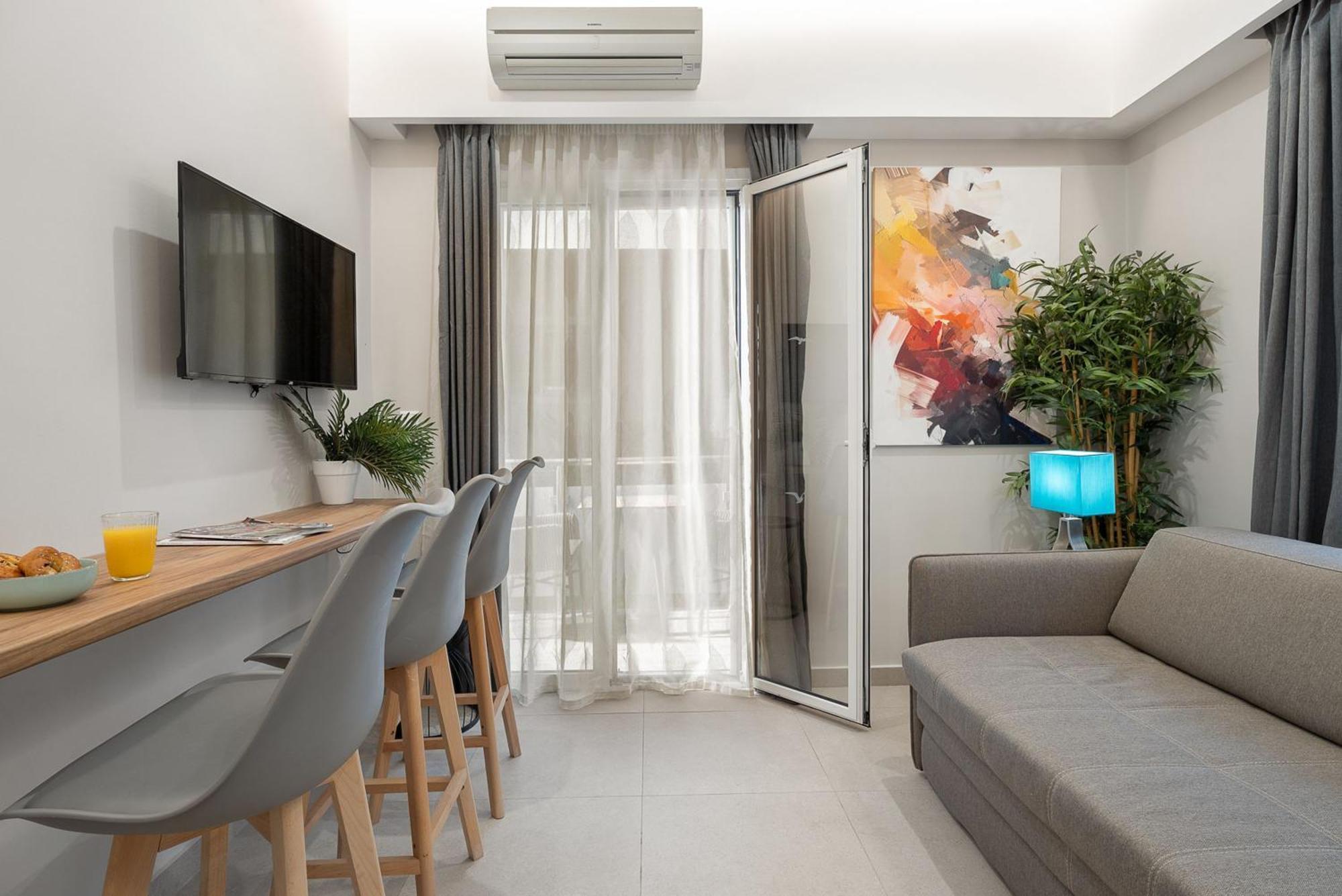 Captain'S Seafront Apartments Nydri  Exterior photo